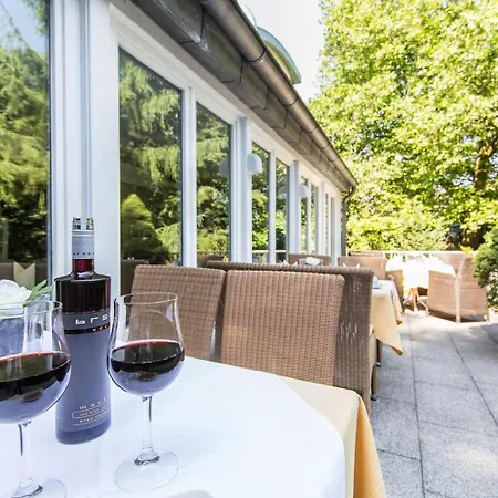 호텔 Lola