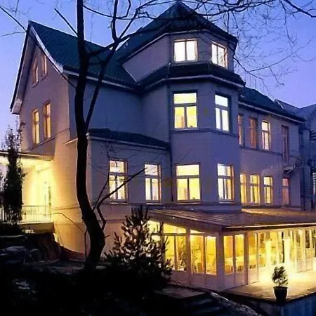 Hotel Lola 4*