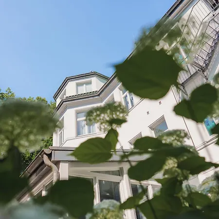 Hotel Waldhaus-langenbrahm 4*